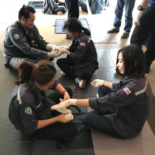 first aid cpr aed course in bangkok phuket pattaya chiang mai and every where in thailand