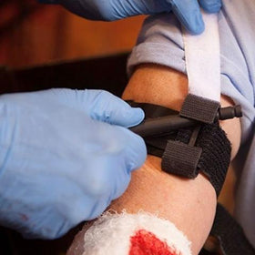 bleeding control tourniquet israeli bandage chest seals emergency blanket EMT shears