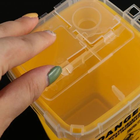 Smartkit® Portable Sharps Disposal Container